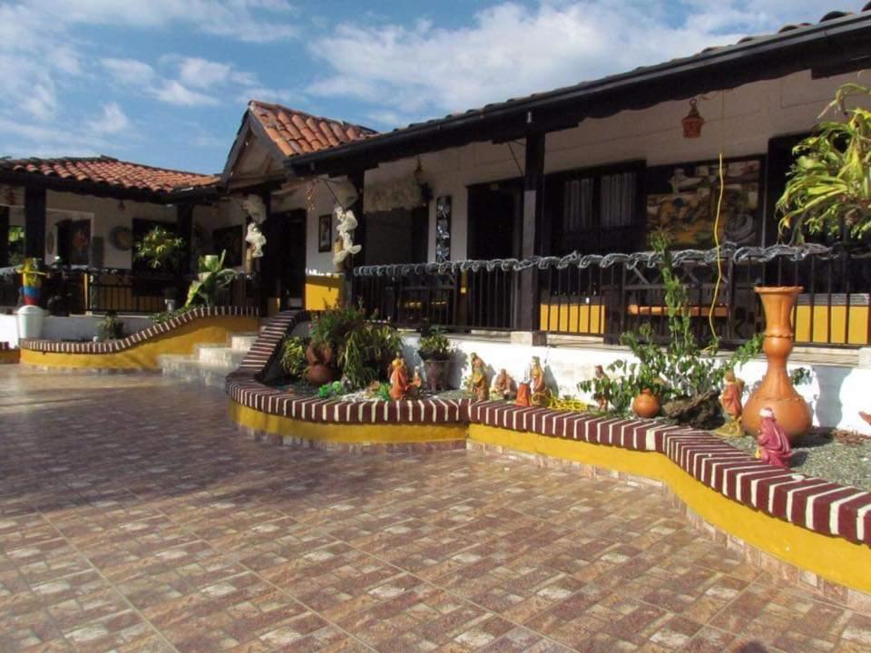 Finca Hotel La Quinta De Torrione Кимбайя Экстерьер фото